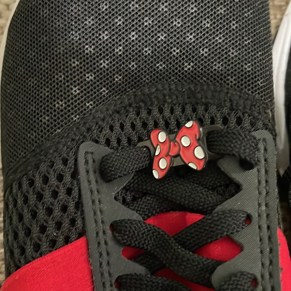❤️🖤DISNEY New Balance Tennis Shoes, Sz 5.5🖤❤️ - Picture 4 of 4